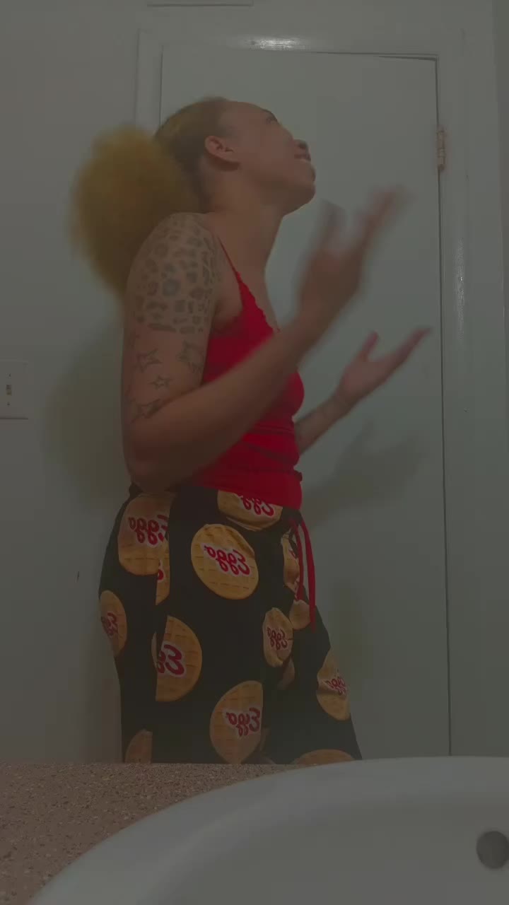 @RissDani