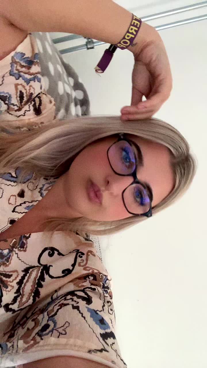 @👯🏼♀️-Amé-🦁