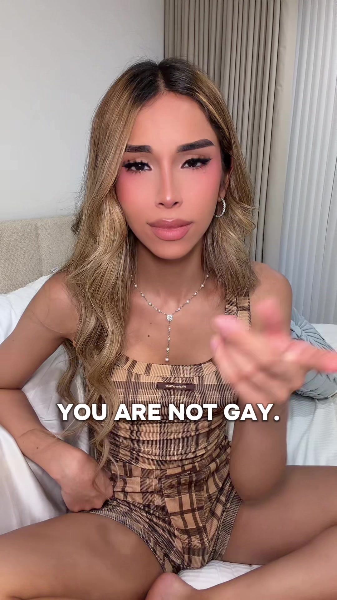 @leilacannno