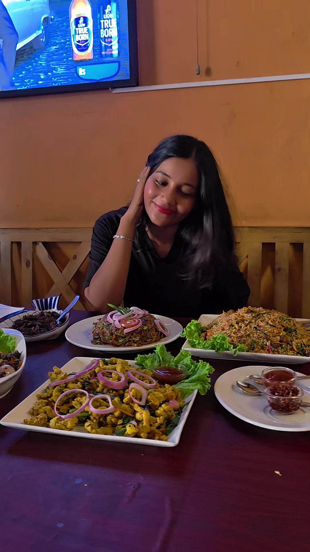 @Hashi Karunarathna 🧛&zwj;♀️