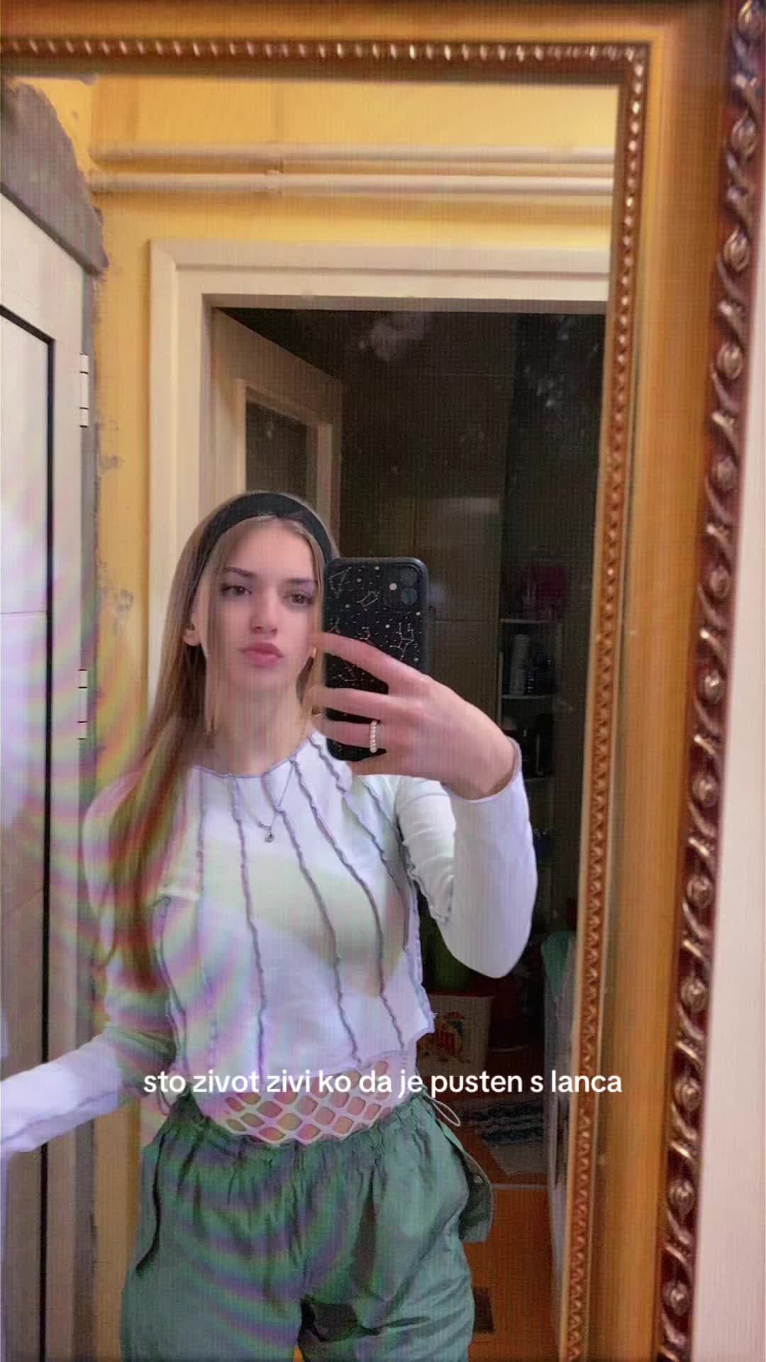 @zvoncica🍒