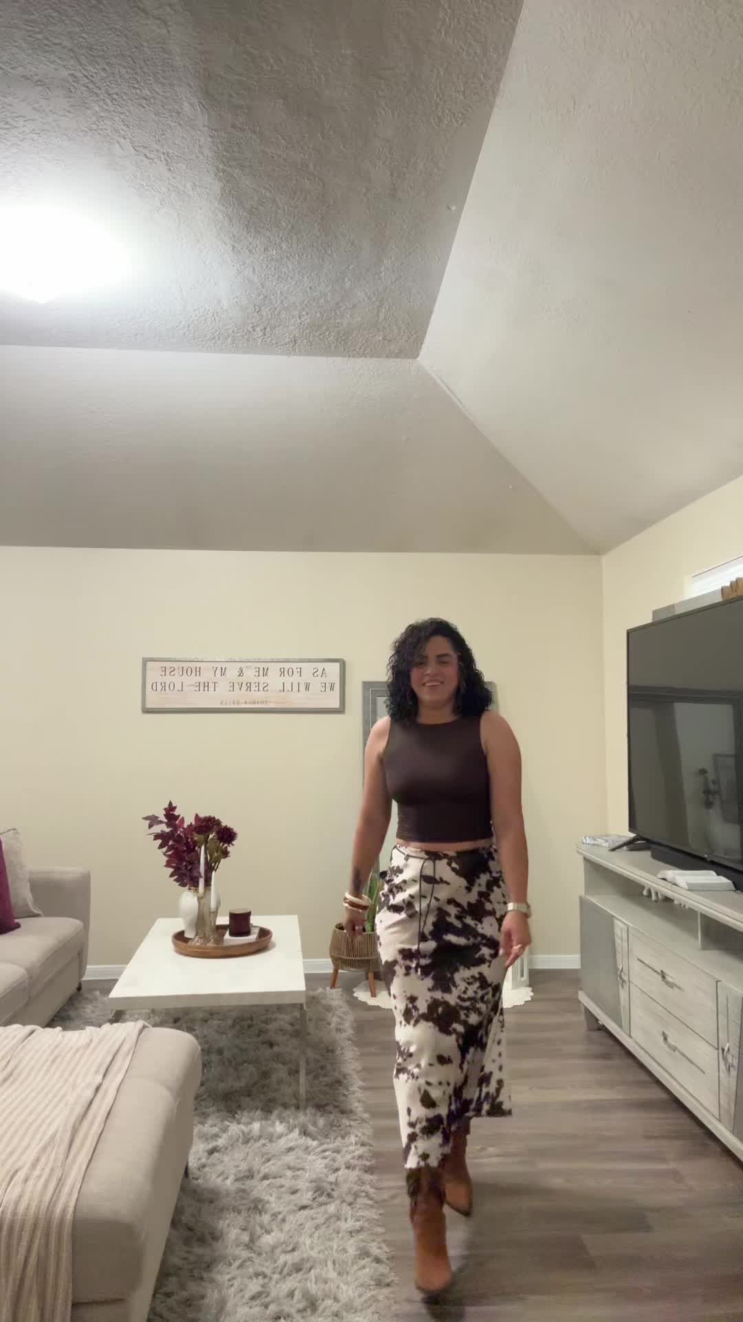 @𝓣𝓪𝓷𝓲𝓪 👑