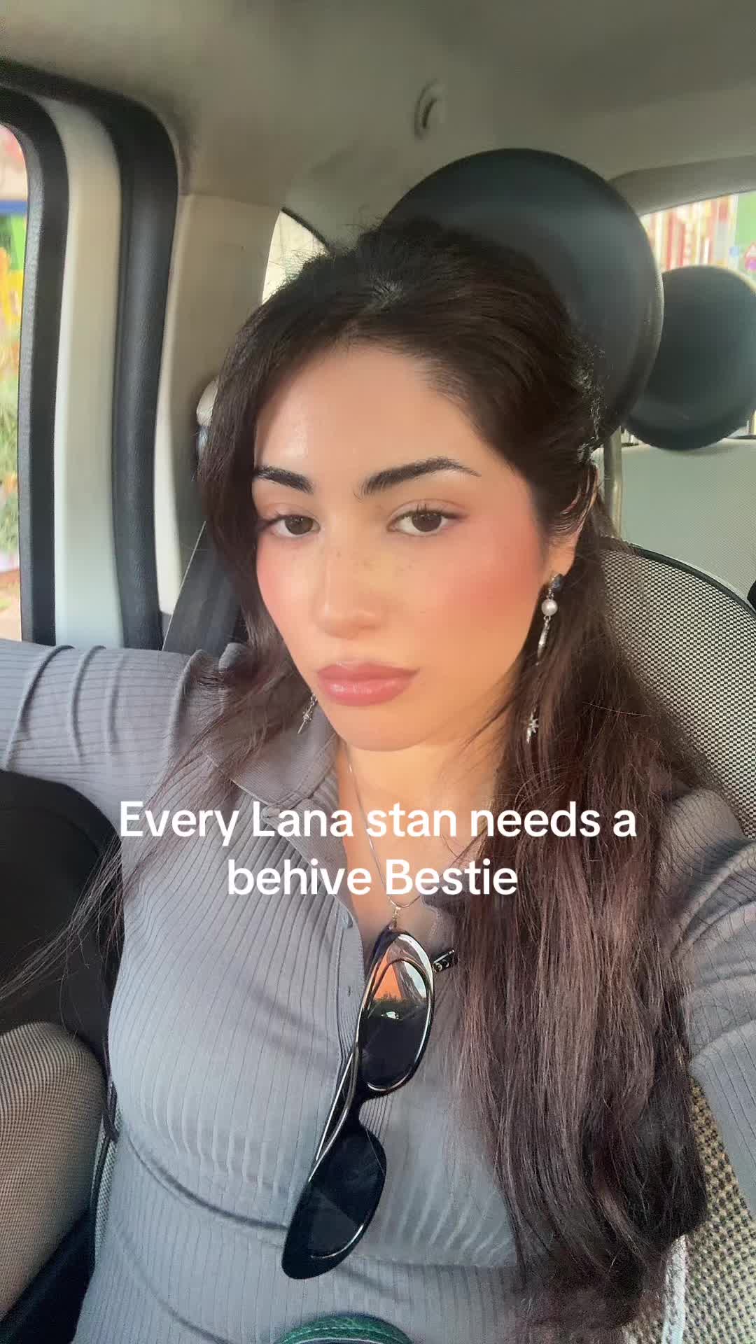 @Sabrina