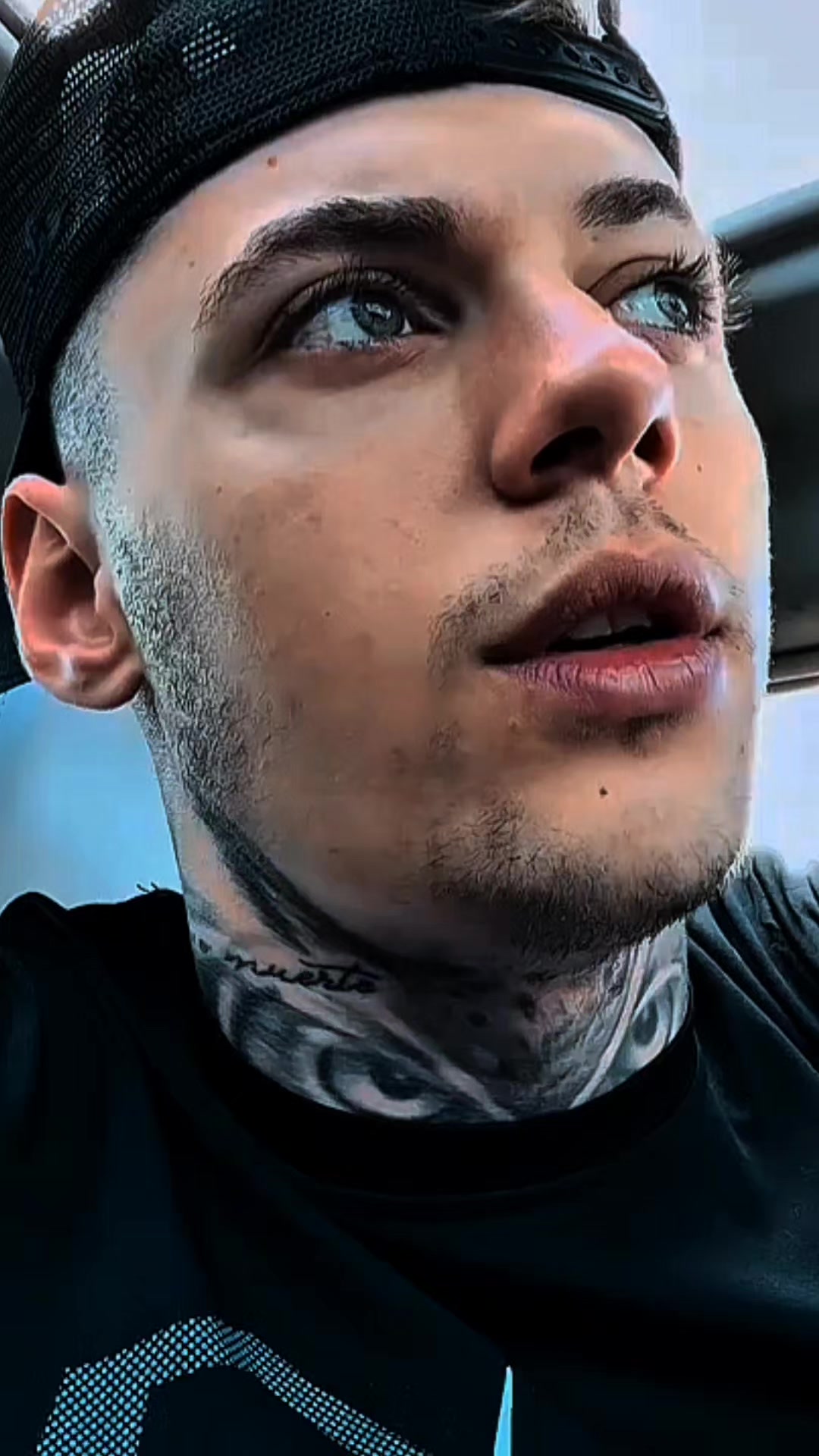 @𝗙𝗹𝘆_𝗦𝗻𝗼𝗪