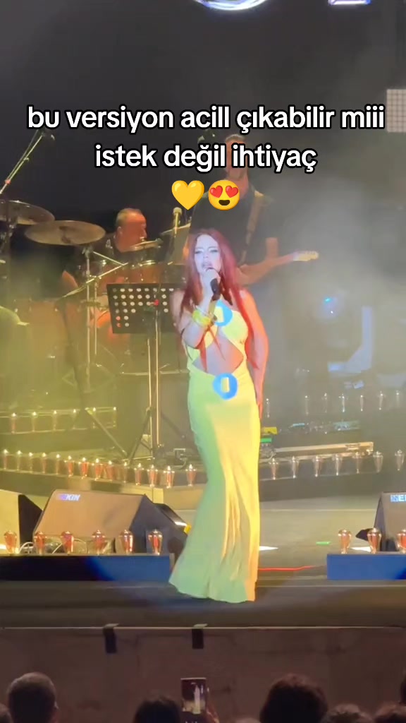 @simgeciyiiz