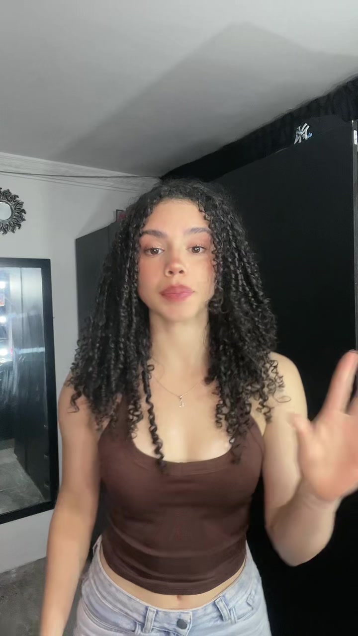 @Lu
