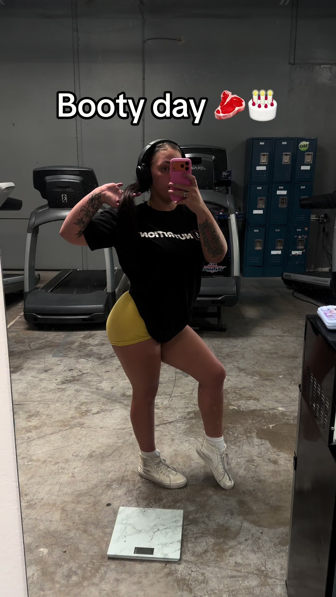 @JO | bikini bodybuilder