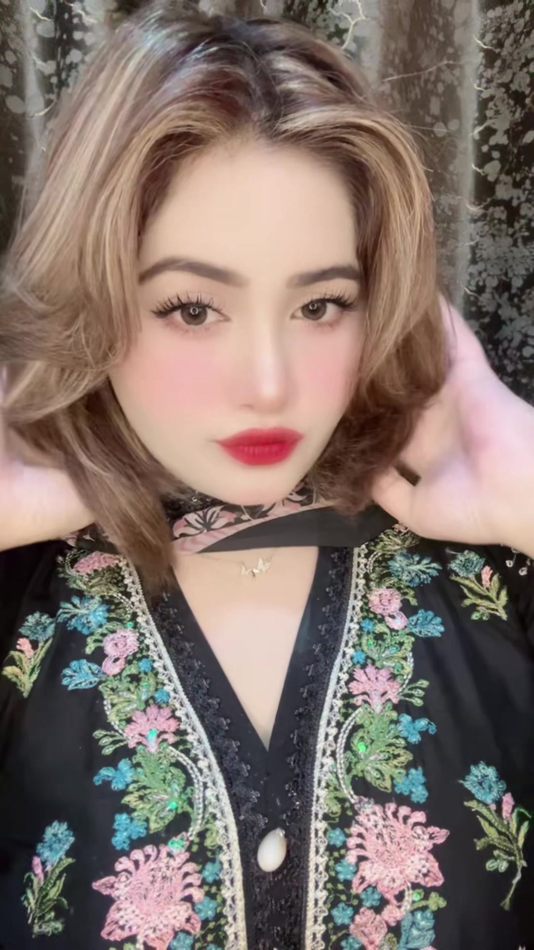 @🦋Amna ch. 🦋