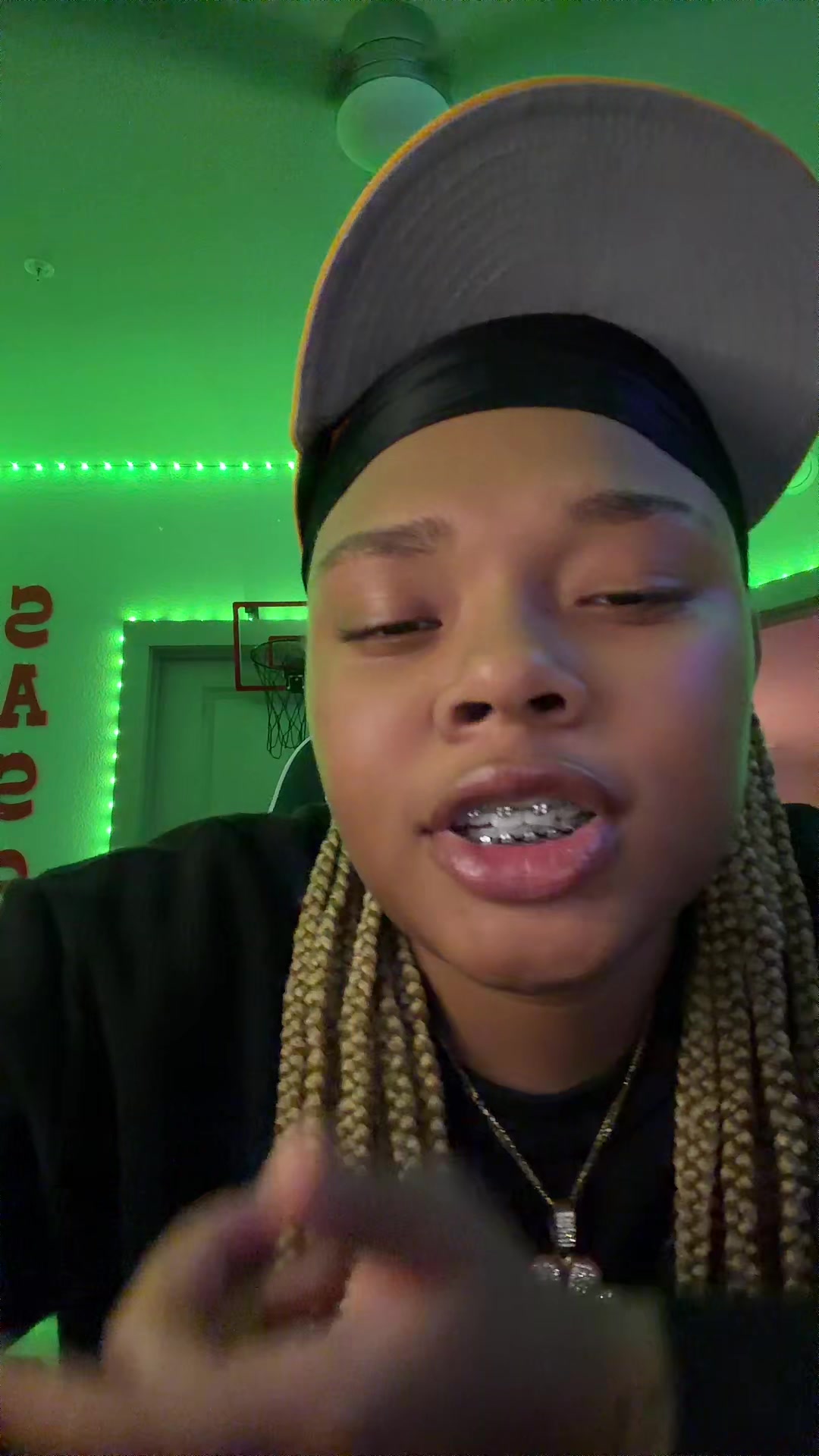 @girlthatsredd