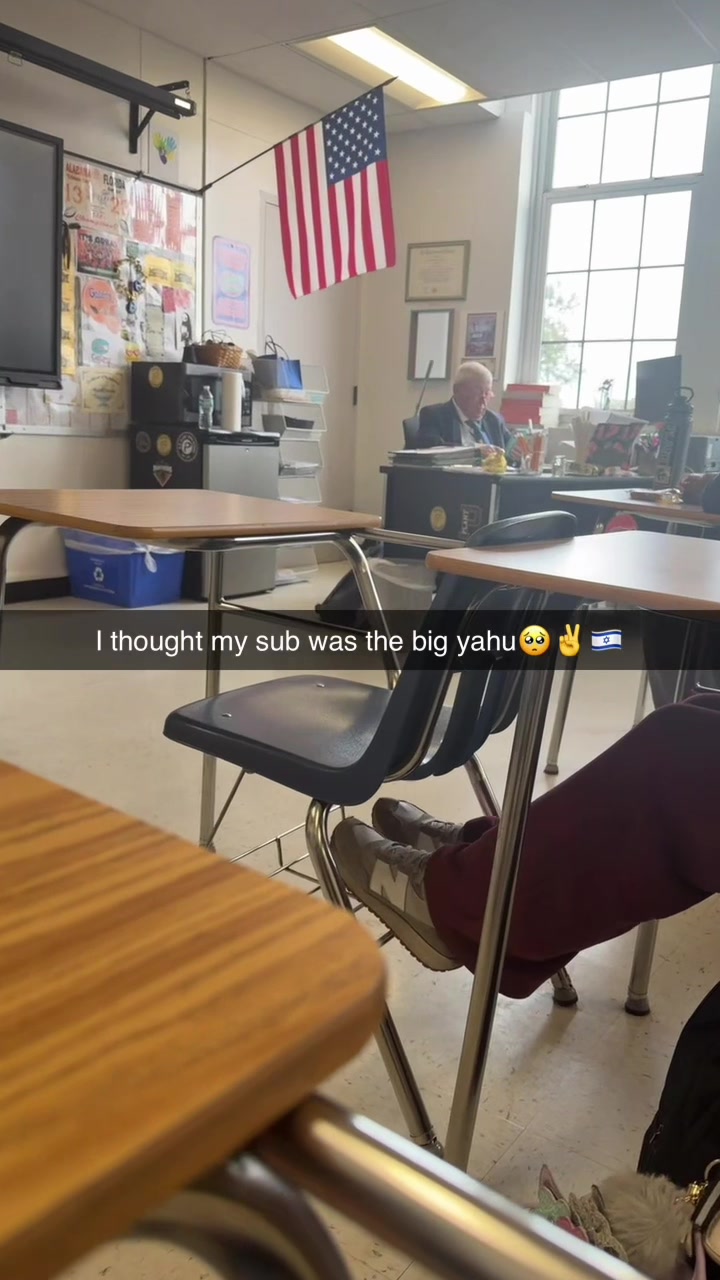 @Lenaaa