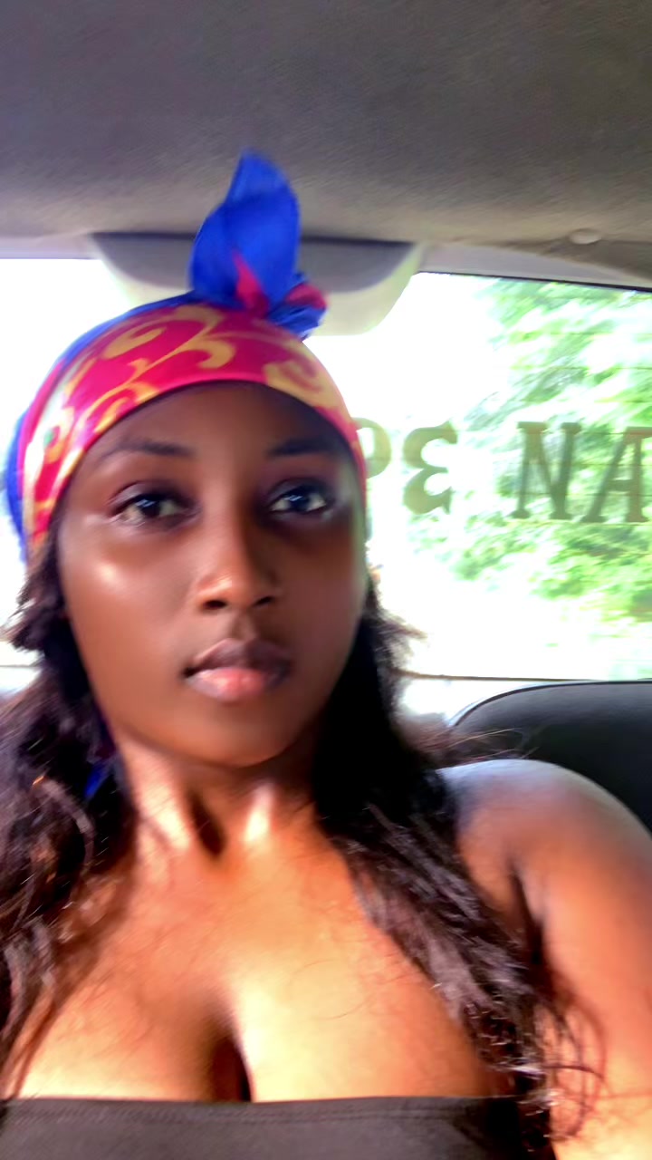 @🎀Dat gal &Auml;řķ&oslash;ş&uuml;&auml;ħ 🎀🛍️