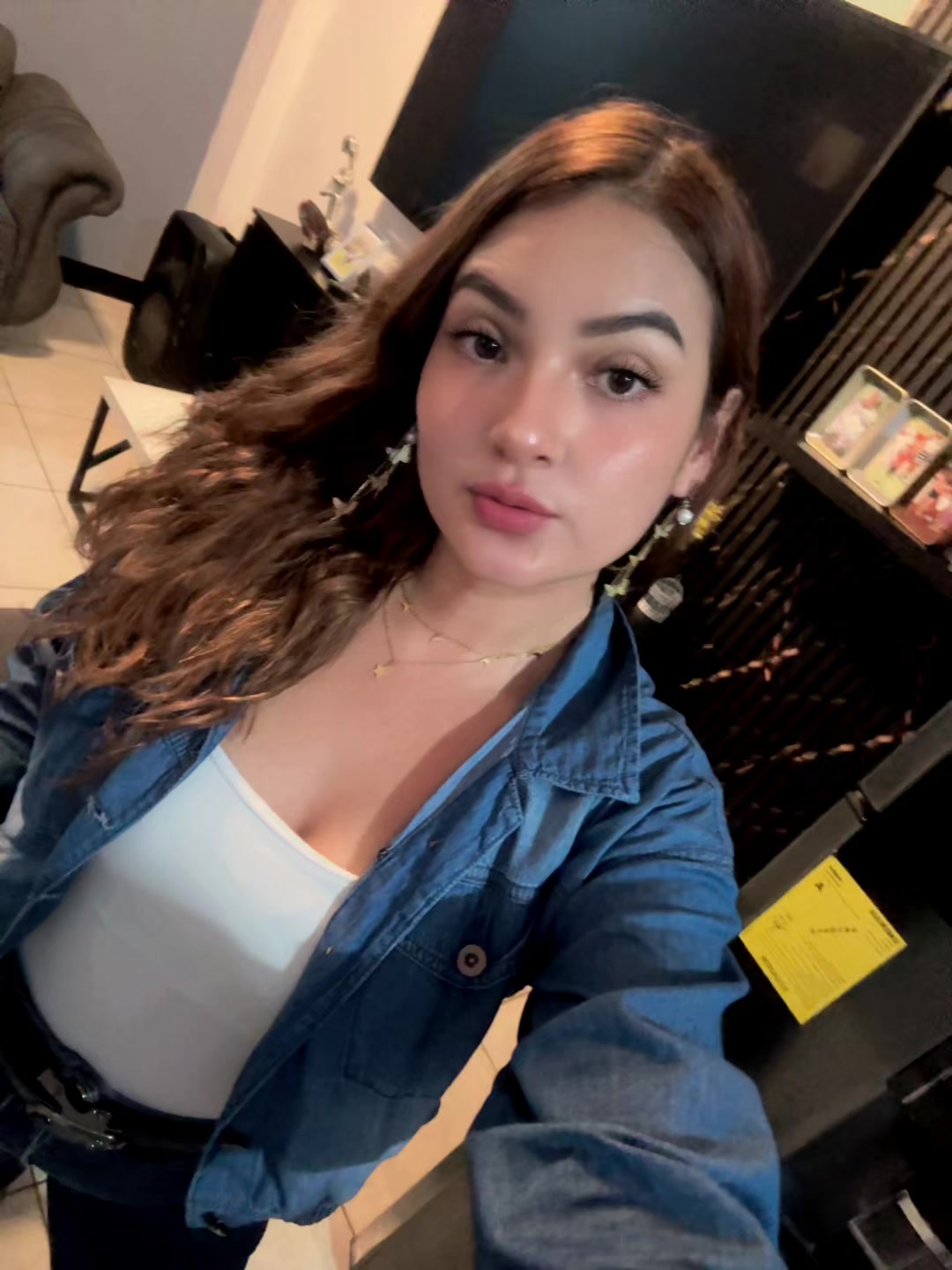 @𝓝𝒾𝓚𝒾 ❥&rarr;🍒