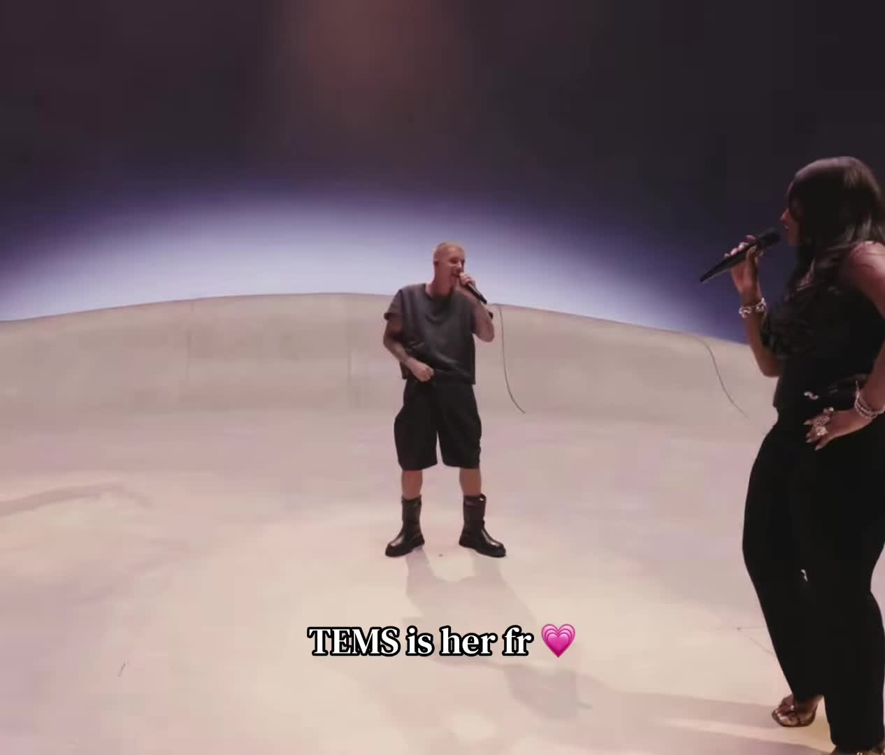 @D3ZY