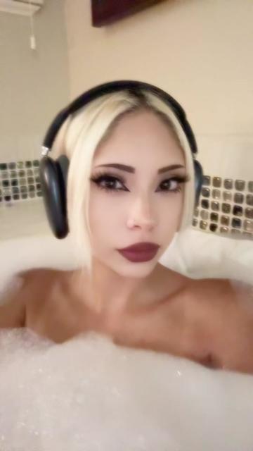 @baseddcourtney