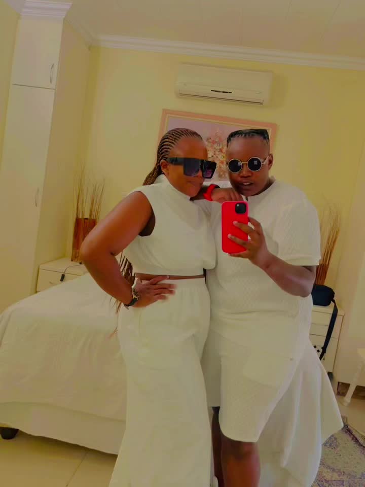 @masandemazinyo#mlunguOmnyama