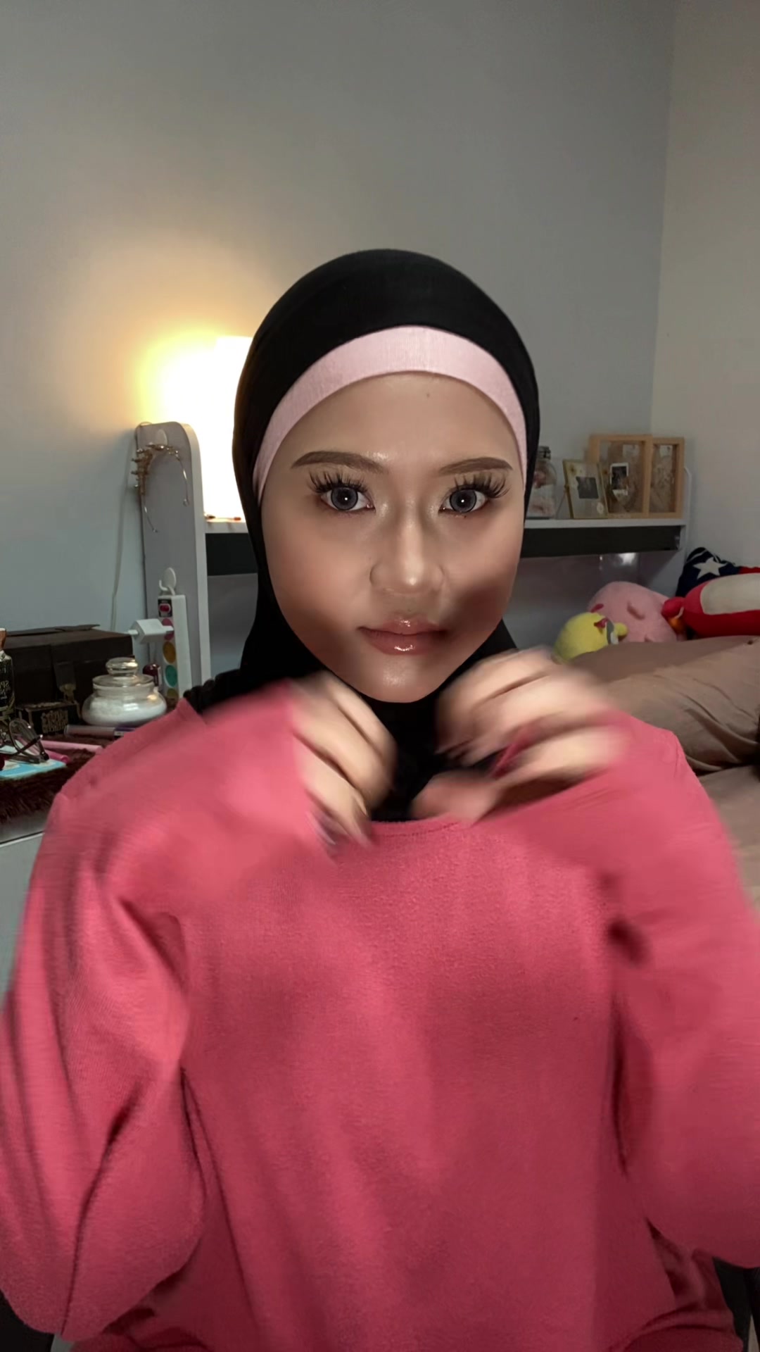 @cindyadiraa