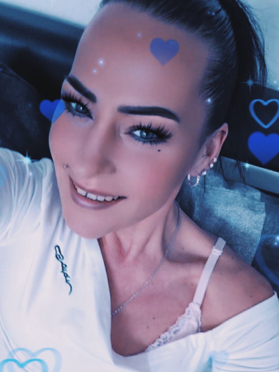 @Angel❤️&zwj;🔥🕊🕊
