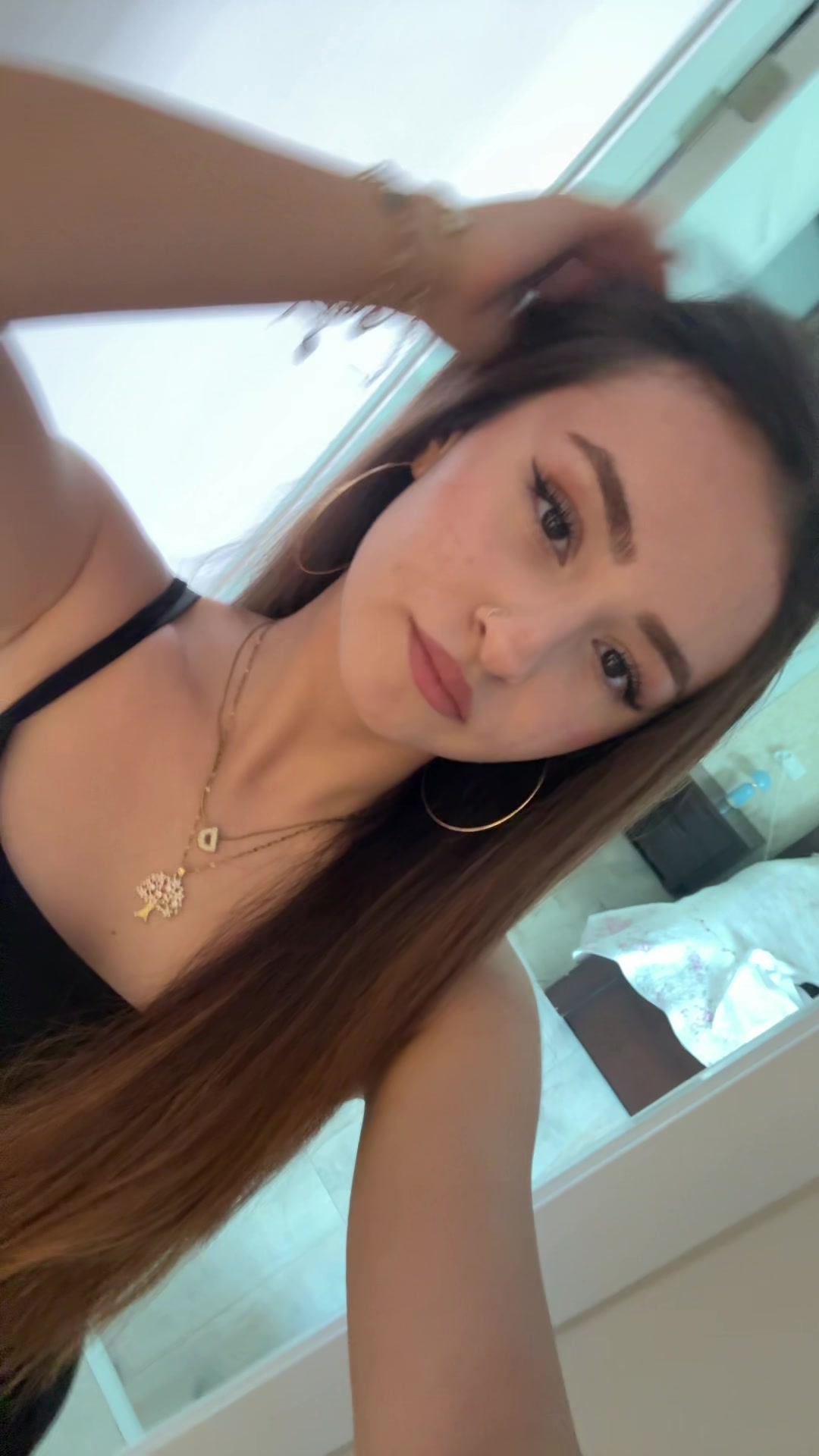 @𝐝𝐚𝐩𝐡𝐧𝐞
