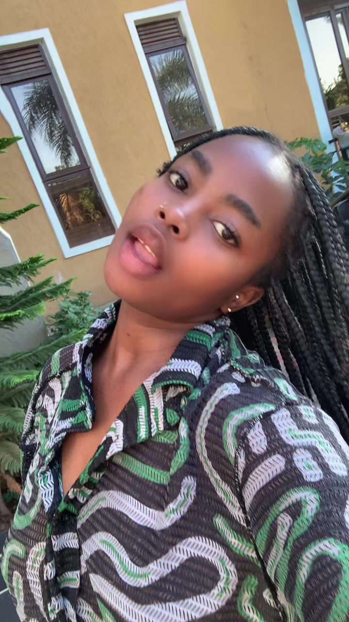 @Pretty Nicole Official🎼💫🎶🦋