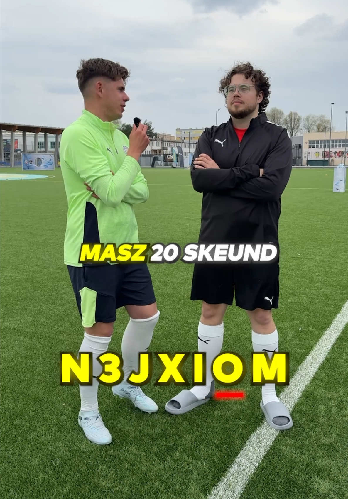 @Qesek