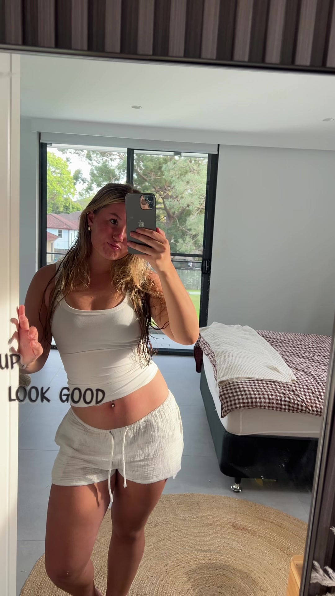 @r
