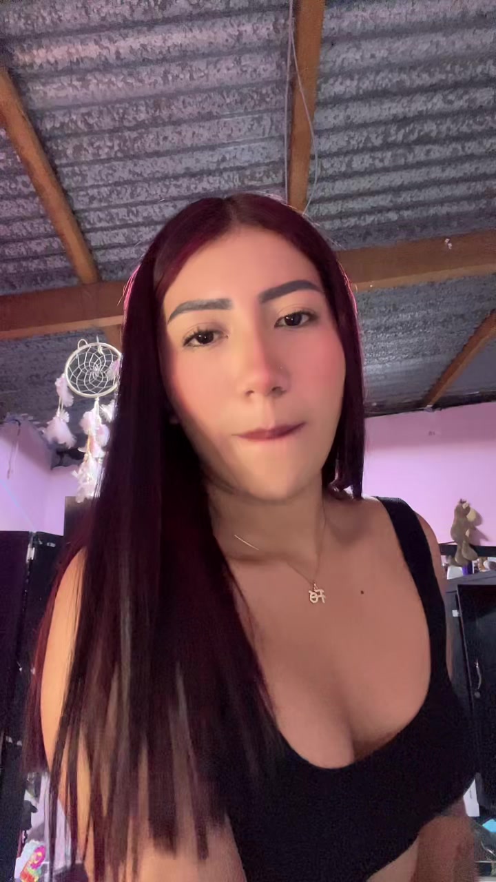 @Isabella:)