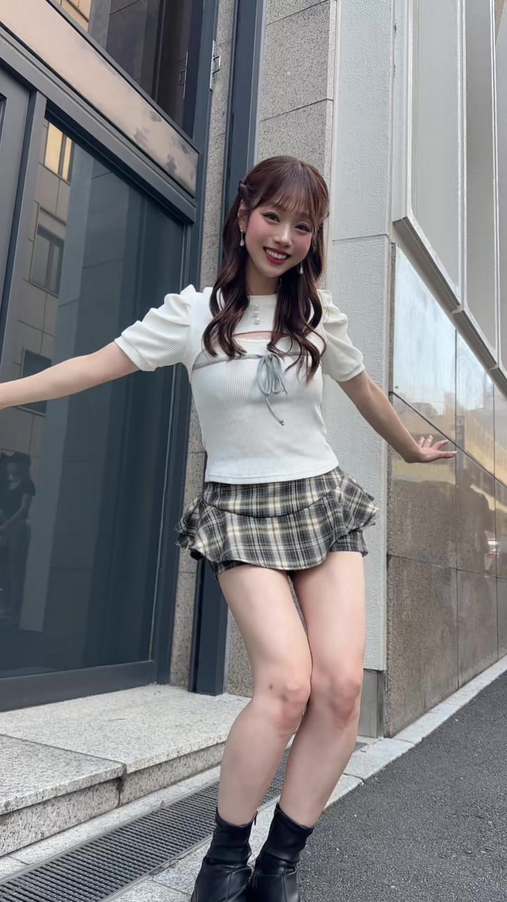 @ももつん