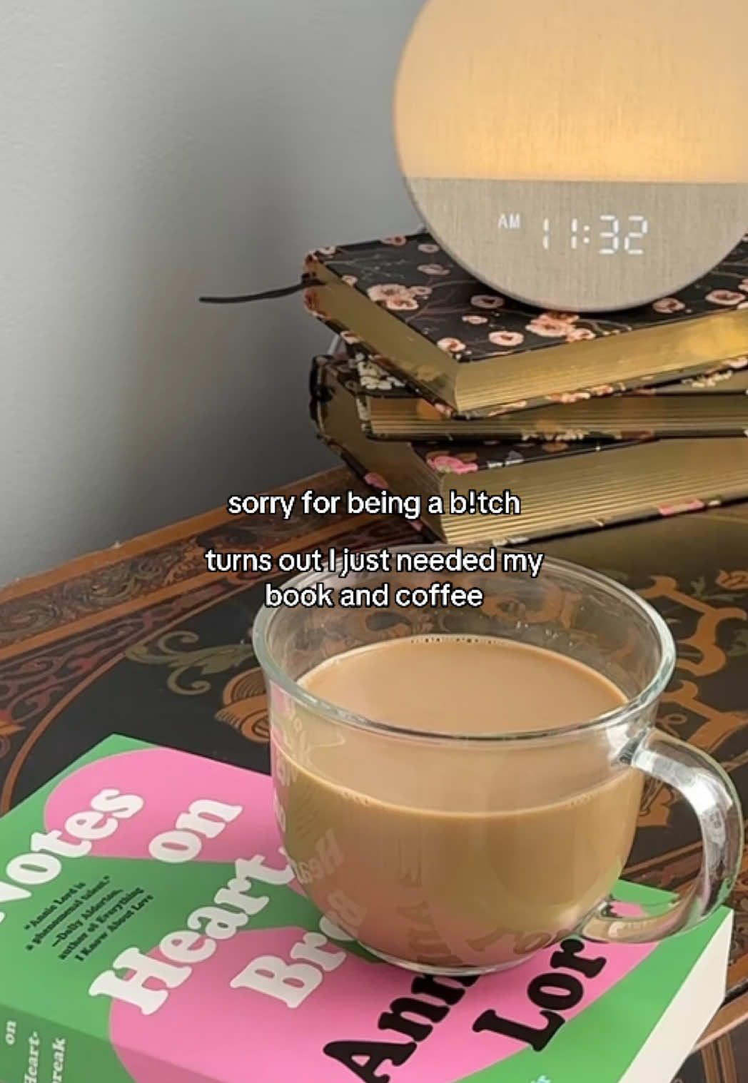 @Liv • BookTok