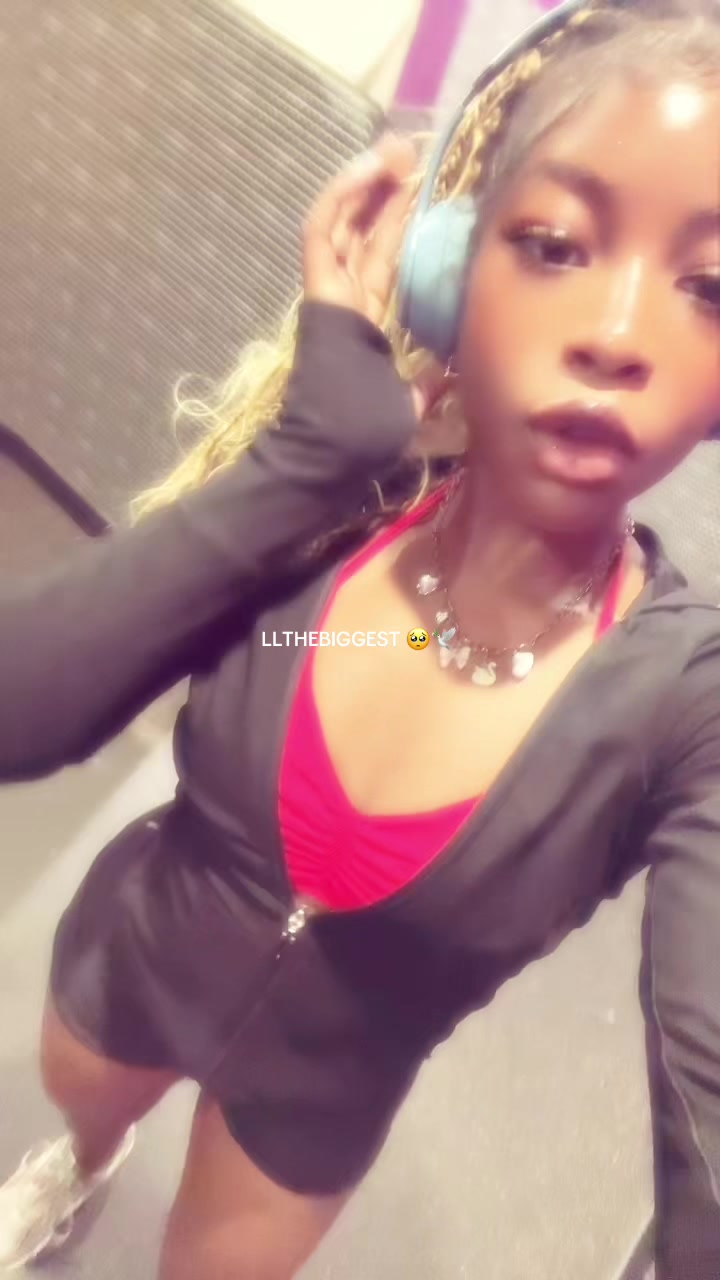 @Ashley🏋️♀️