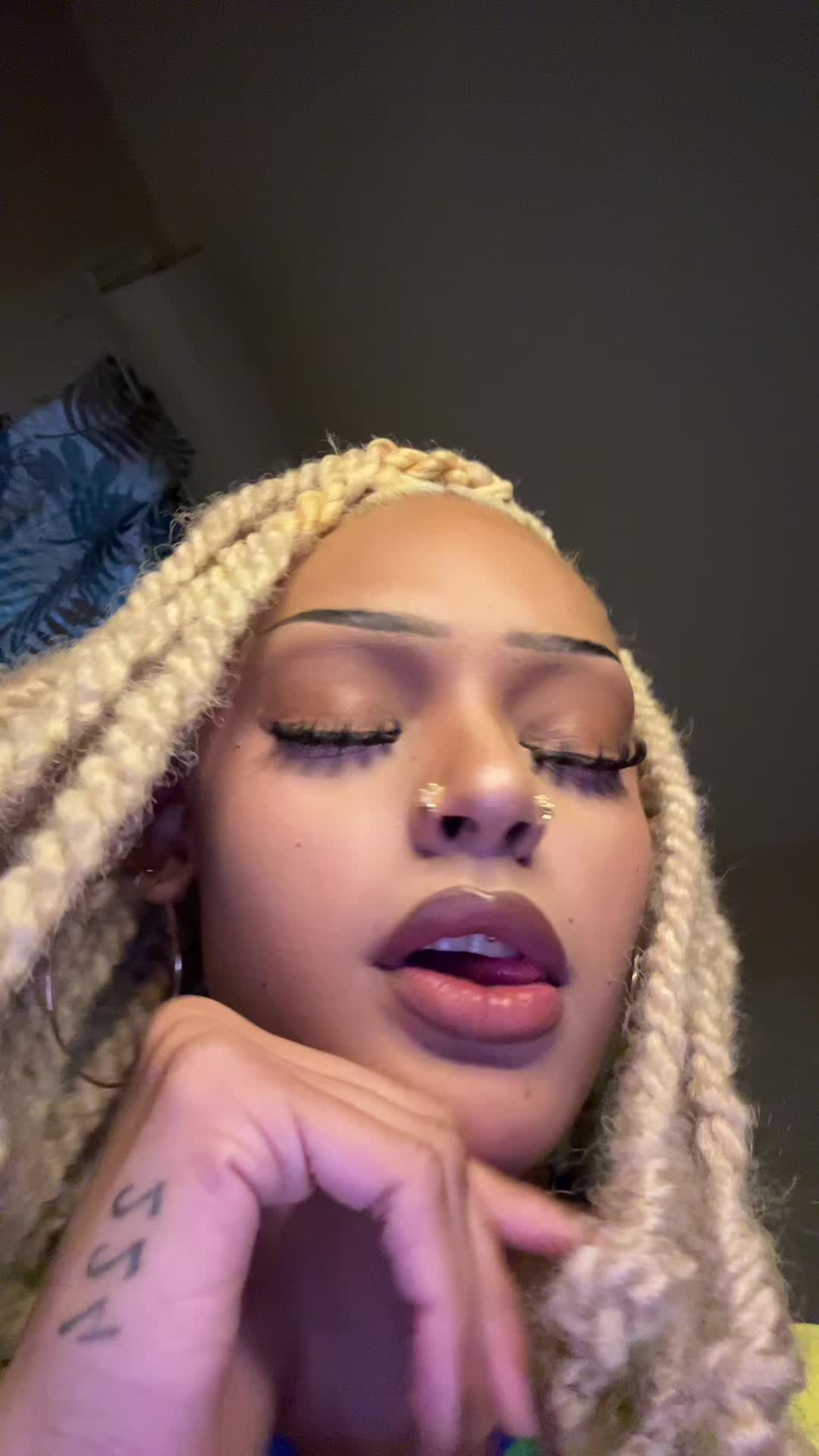 @FIDJI