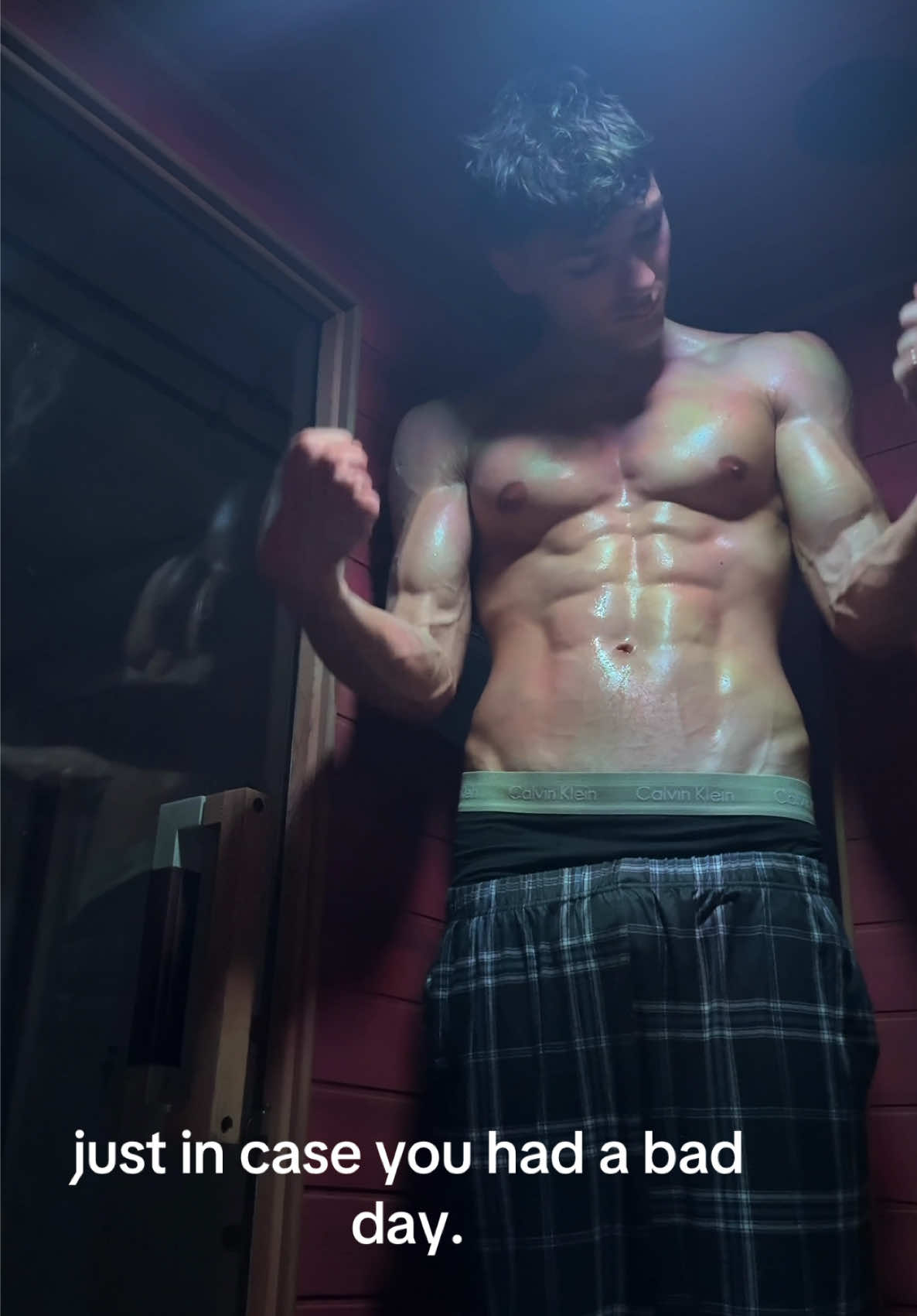 @Levilovesgym