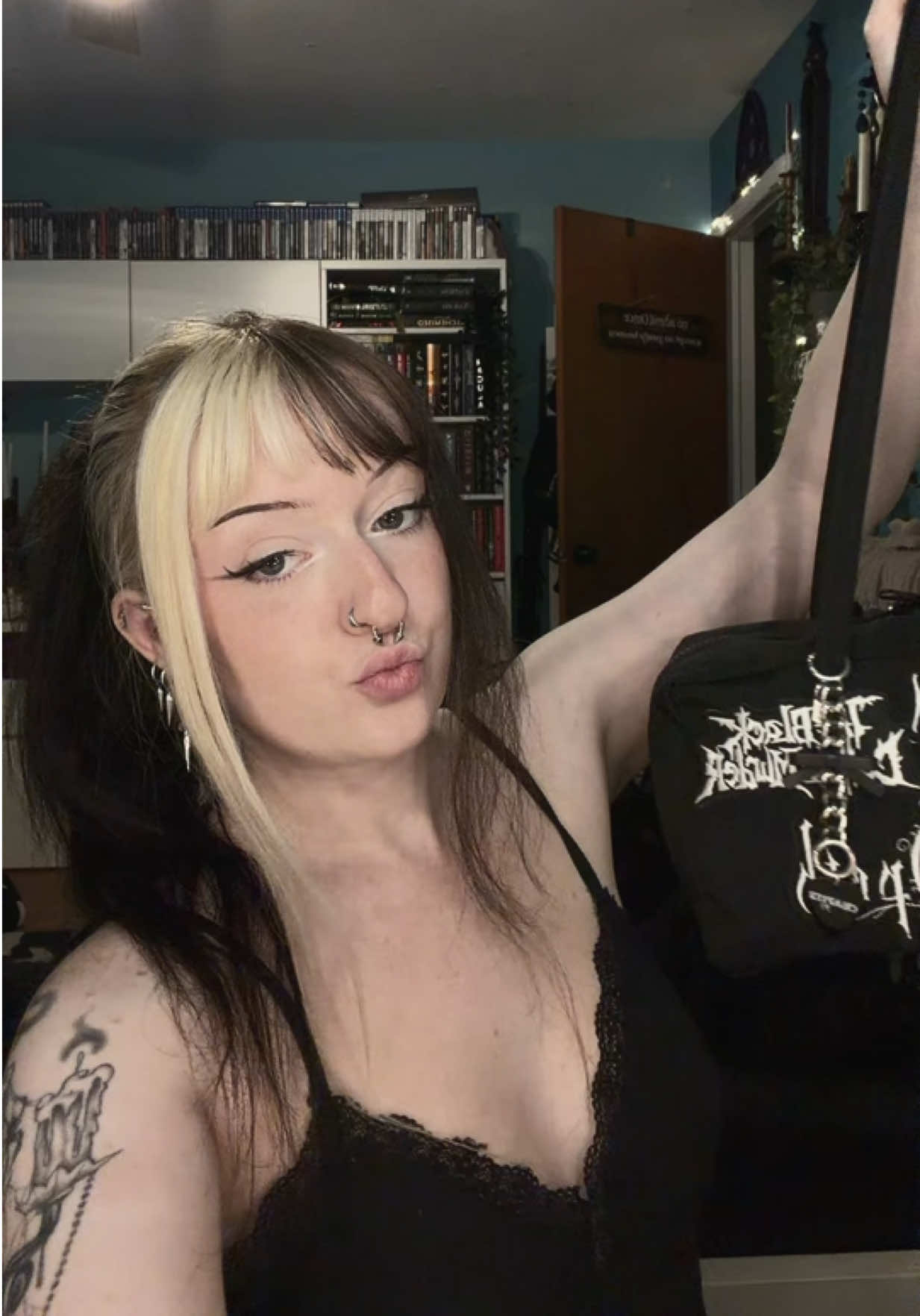 @KaityBooSaysDie
