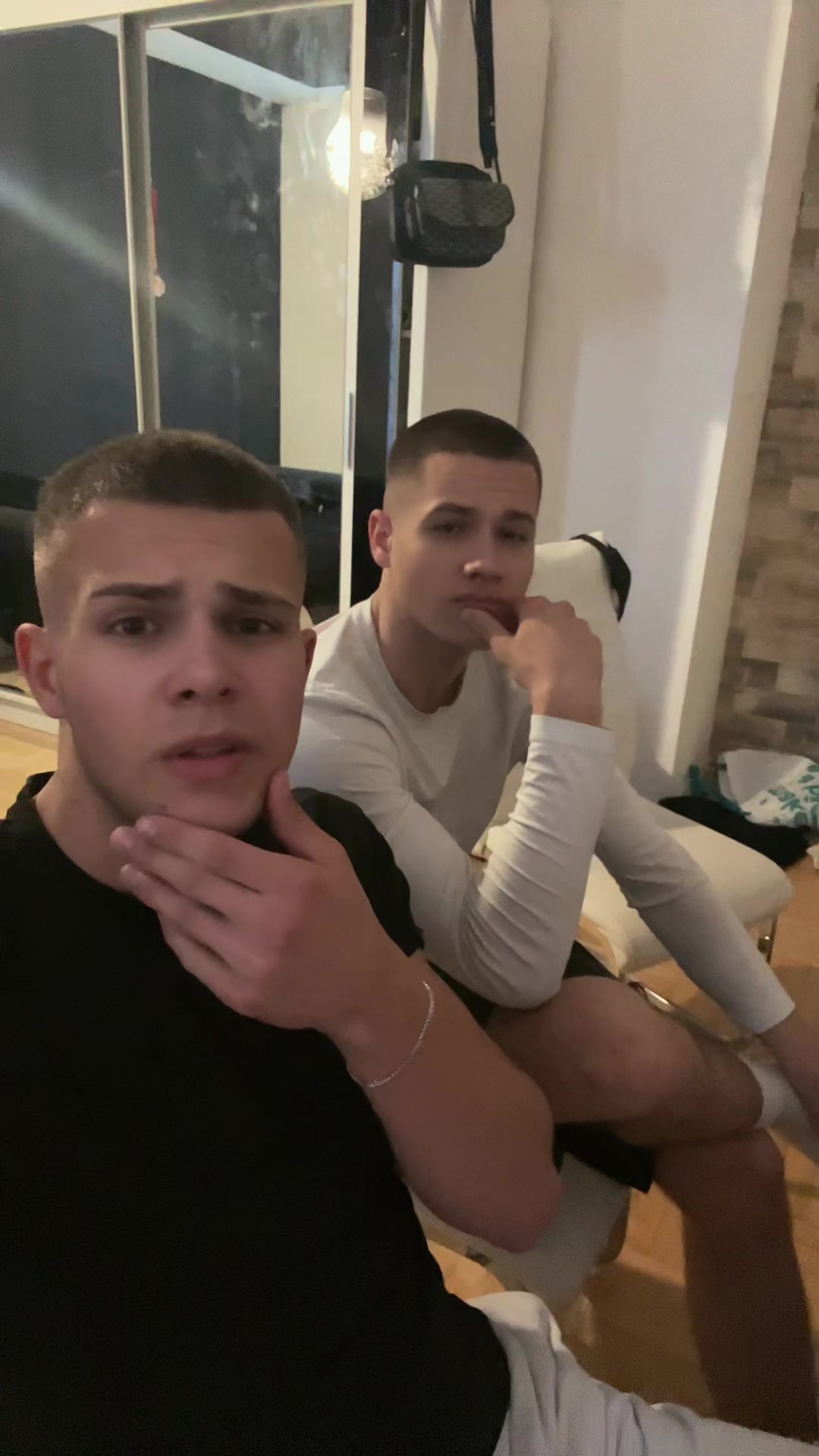 @KUBA PISZCZEK