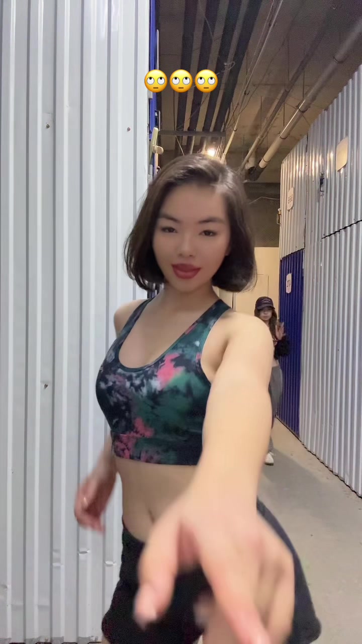@iriskaa02