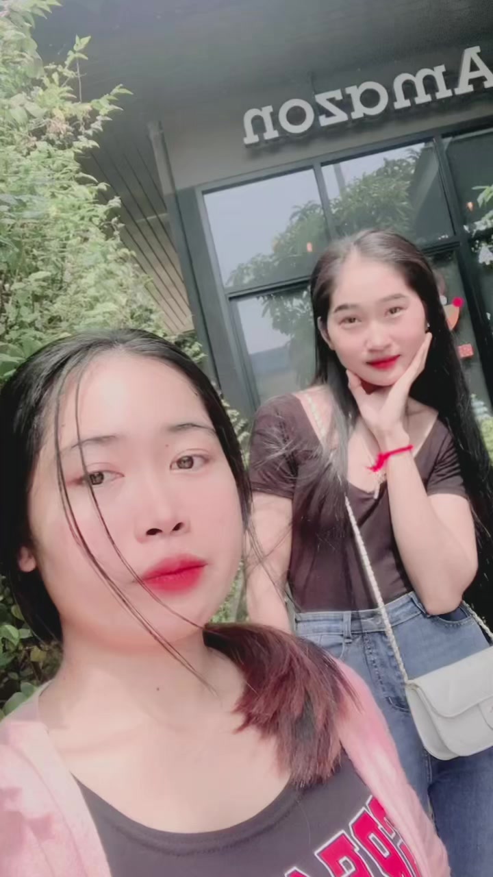 @Šëlâ __សិលា__🤍🎀 👩💻