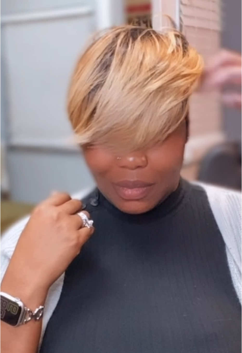 @Tee Que.TheHairPistol
