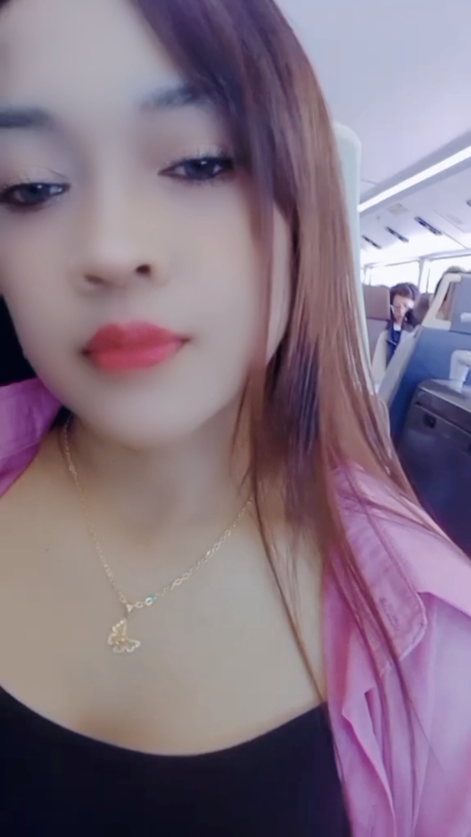 @NyimasWangi🇭🇰🇰🇷
