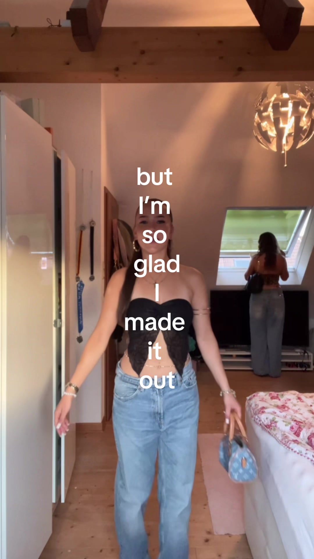 @alinawho