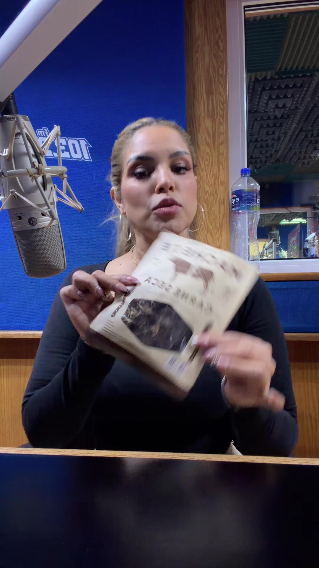 @alejandrasuarez_radio