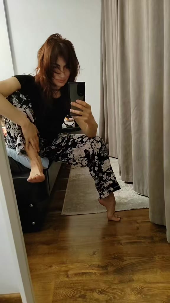 @lika1234571