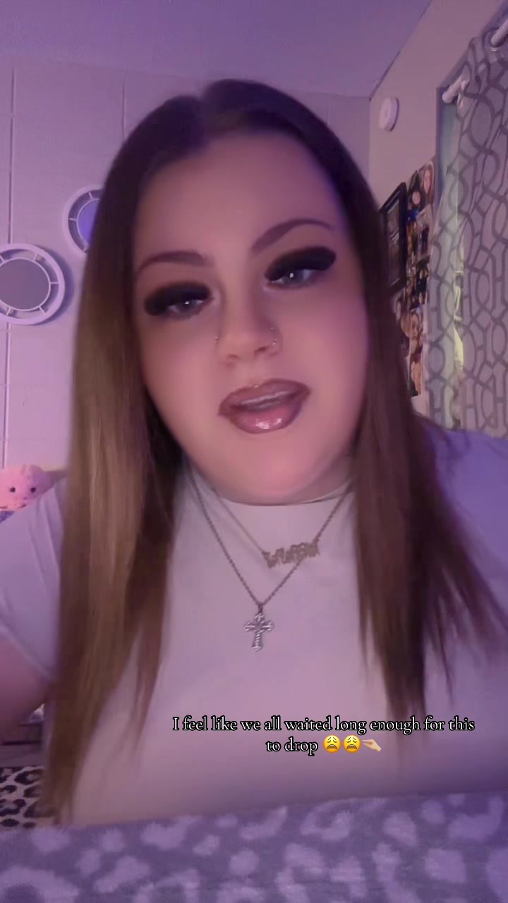 @carramonaee
