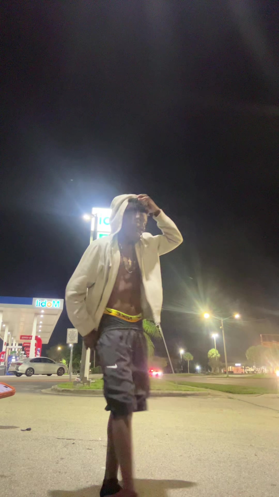 @Mr let me in dat twat