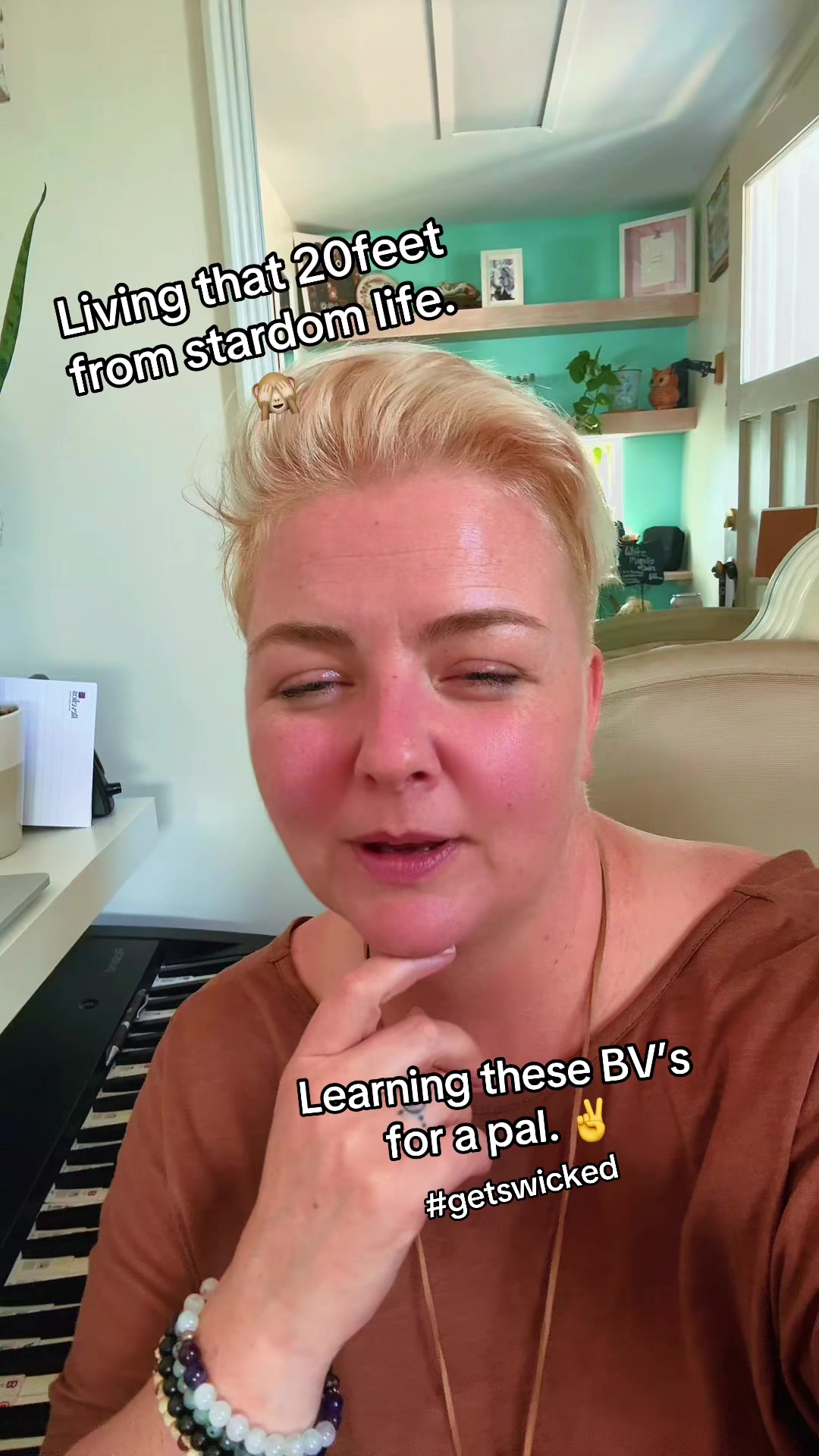 @🇨🇦 Bernadette Connors