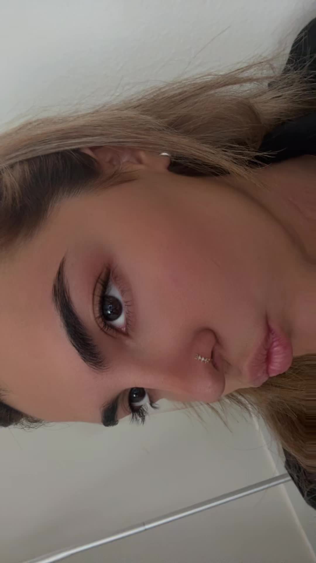 @Ariyanaz