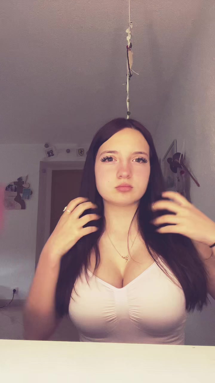 @Sophie_๐๐