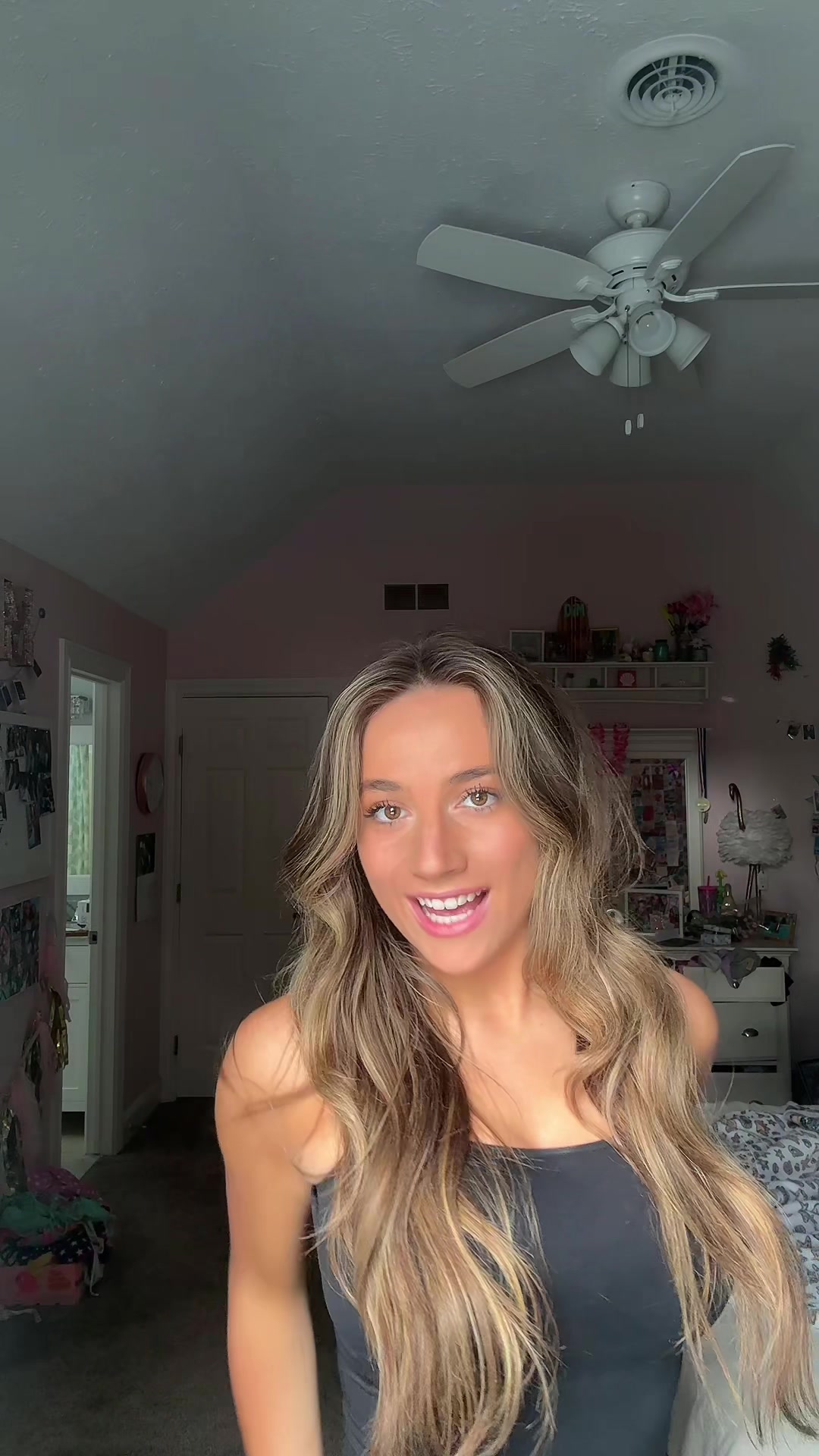 @Mia