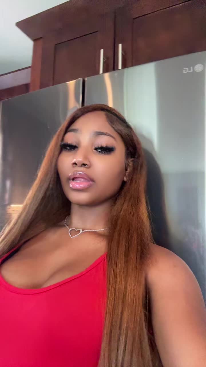@layna marie