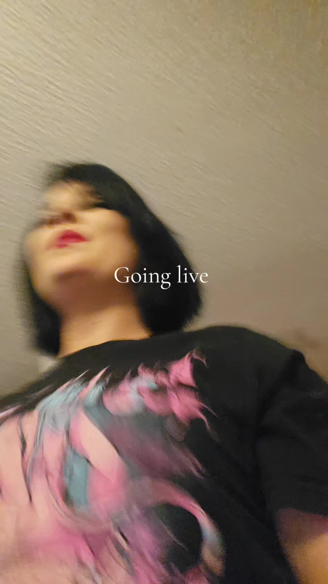 @Devine_Foxi