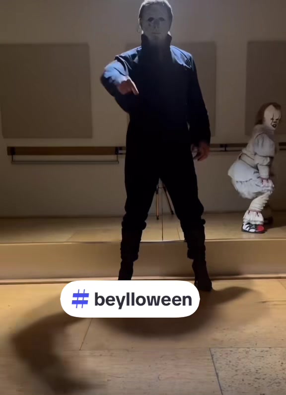 @Dominoesbey