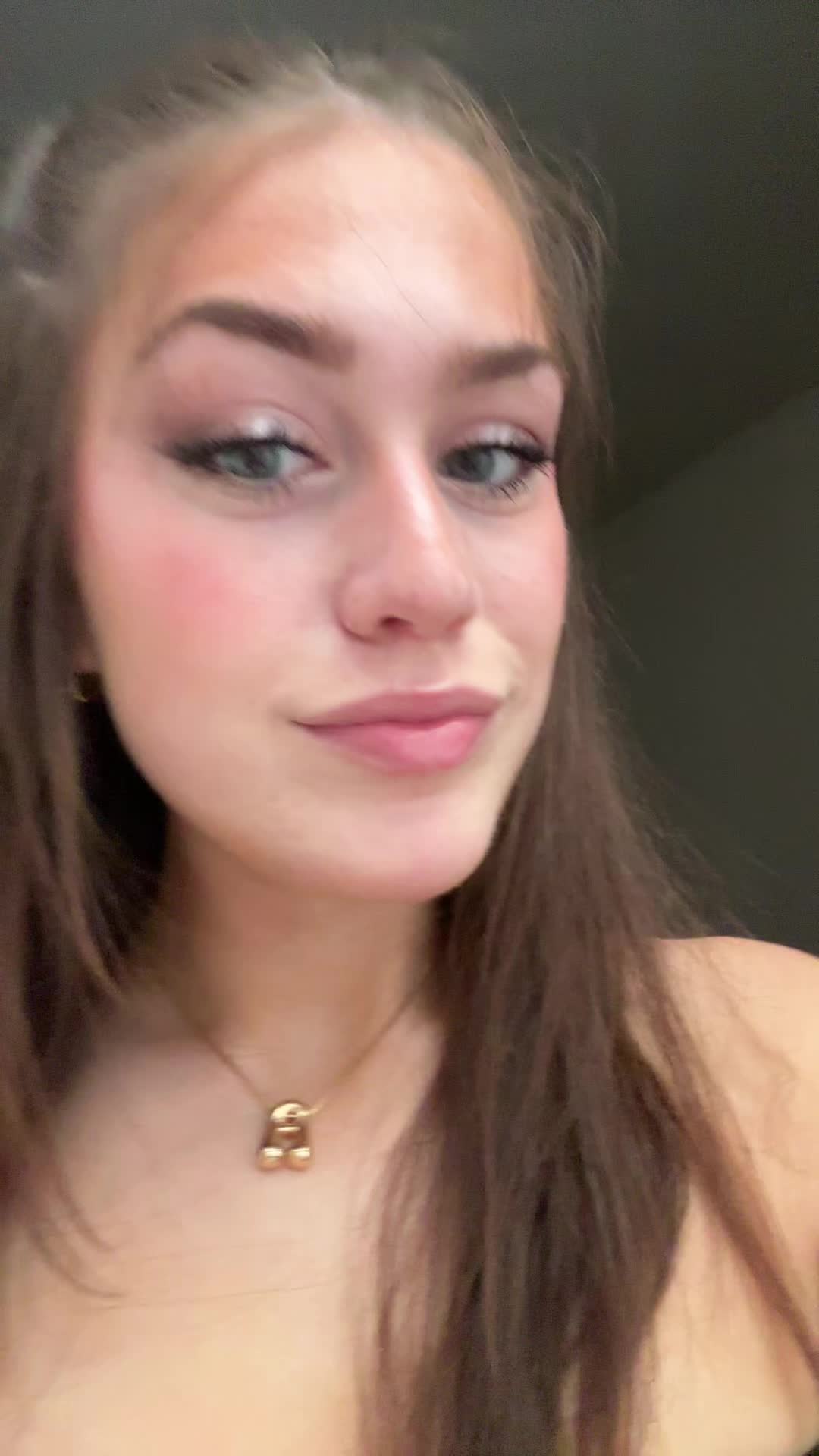 @allisonardito